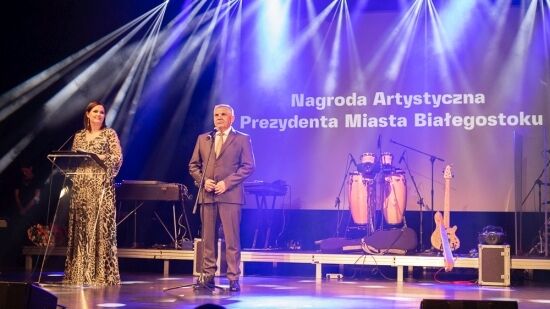 Uroczystość wręczenia Nagrody Artystycznej Prezydenta Miasta. Koncert KAYAH