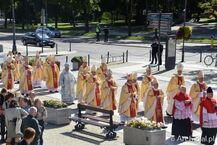 Ingres nowego arcybiskupa