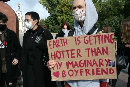 Strajk klimatyczny "Wspólne działanie lub wspólne wymieranie"