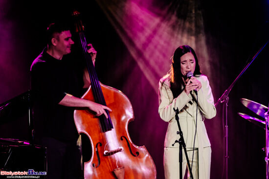 NIE Teatr. Otwarcie i koncert \"Nasza Miłość\"