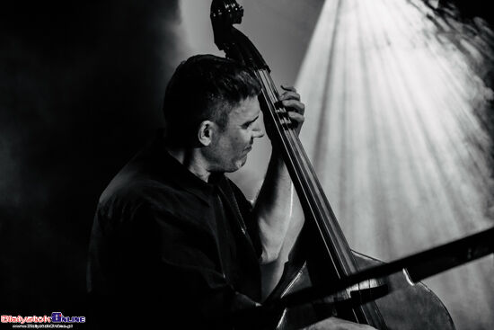 NIE Teatr. Otwarcie i koncert \"Nasza Miłość\"