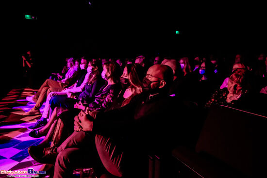 NIE Teatr. Otwarcie i koncert \"Nasza Miłość\"