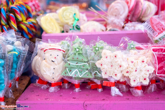 Jarmark Bożonarodzeniowy i żywa szopka na Rynku Kościuszki