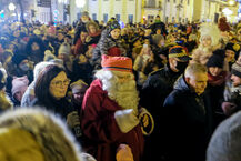 Święty Mikołaj z Laponii i świąteczne iluminacje