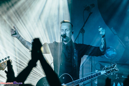 Koncert Me and That Man w Zmianie Klimatu