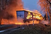 Stok. Wypadek dwóch tirów