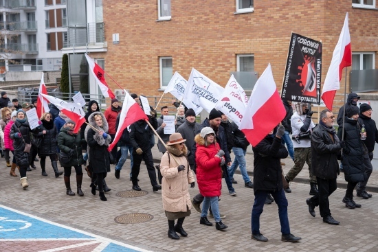 Protest antyszczepionkowców