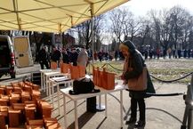 Sznur białostoczan ustawił się po budki lęgowe