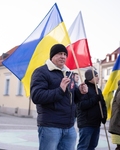 Manifestacja na Rynku Kościuszki po ataku na Ukrainę