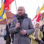 Manifestacja na Rynku Kościuszki po ataku na Ukrainę