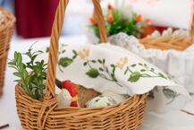 Święcenie pokarmów na Rynku Kościuszki