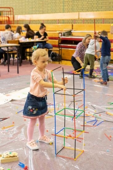 Wielkanocne śniadanie dla uchodźców