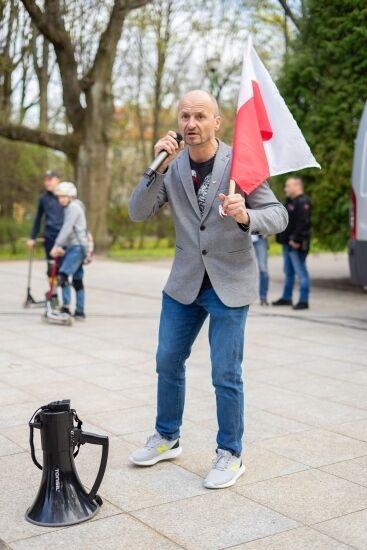 Marsz "Lockdown źródłem inflacji"