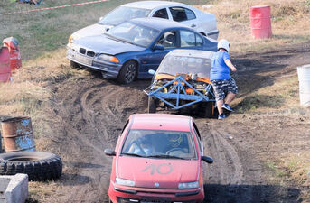 Charytatywny Wrak Race