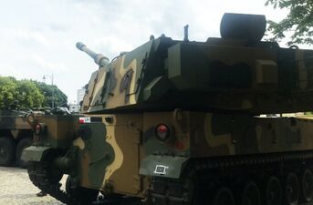 Piknik Militarny przy Pałacu Branickich