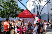 Potańcówka pod parasolkami
