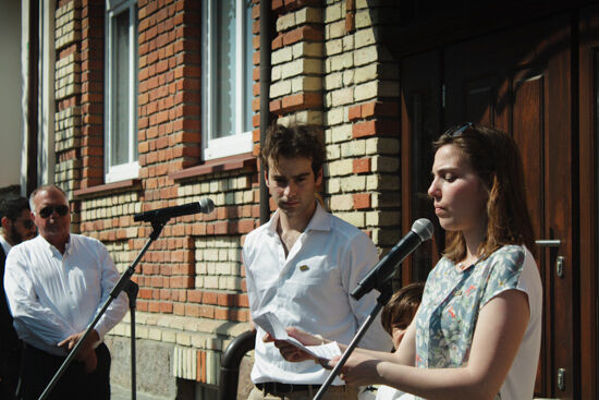 Odsłonięcie Stolperstein (kamieni pamięci) poświęconych rodzinie Samuela Pisara