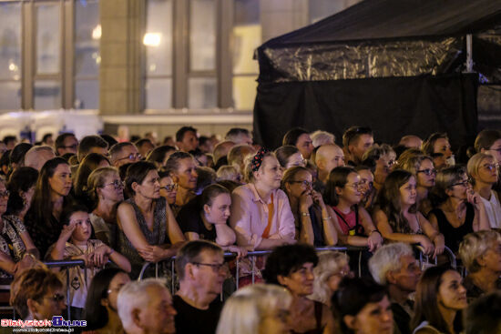 "Skrzypek na dachu" na Rynku Kościuszki
