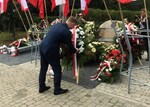 Złożenie kwiatów na cmentarzu miejskim w Białymstoku