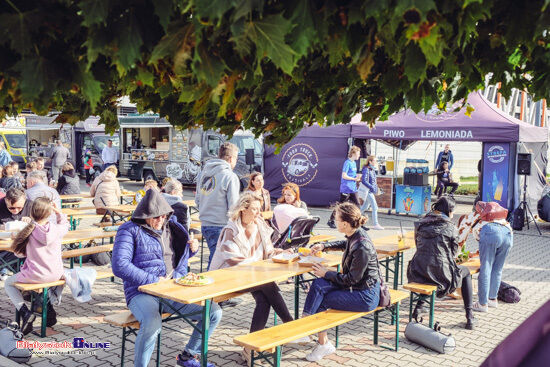 FOOD TRUCK FESTIVALS