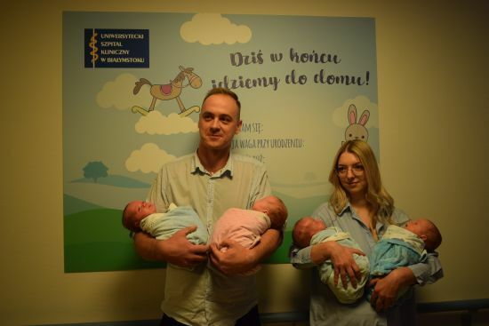 2023.11.30 - Czworaczki opuszczają USK