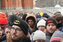 Youtuberzy rozdawali prezenty na Rynku Kościuszki