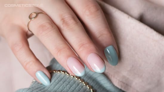 Kreatywny manicure z Cosmetics Zone: jak używać nowych palet kolorów w 2024?