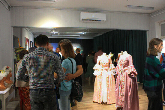 2024.06.14 - Wernisaż wystawy "La mode francaise - Portrety"