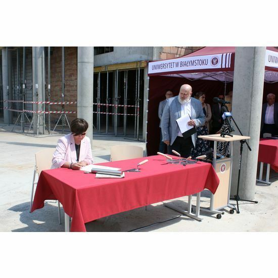 Wmurowanie kamienia węgielnego pod budynek wydziału nauk humianistycznych 