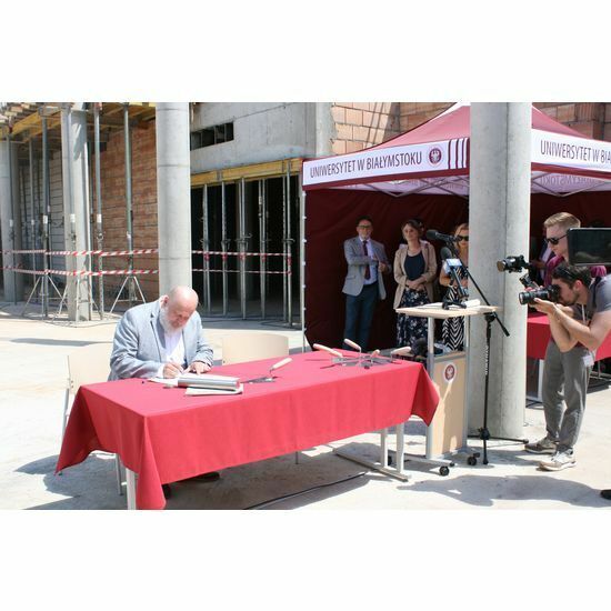 Wmurowanie kamienia węgielnego pod budynek wydziału nauk humianistycznych 