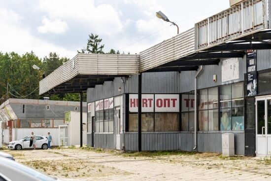 2024.08.10 - Nowy Kiermasz Staroci na Kawaleryjskiej. Czy cieszył się dużym zainteresowaniem ?