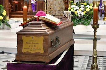 Pogrzeb arcybiskupa Edwarda Ozorowskiego