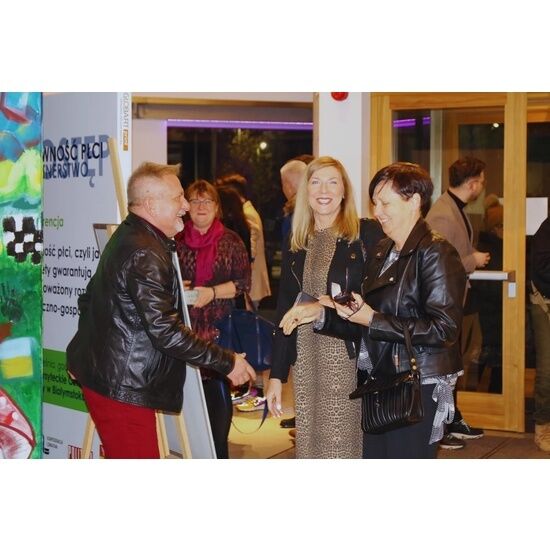 Premiera spektaklu "TSCHICK" w Teatrze Dramatycznym