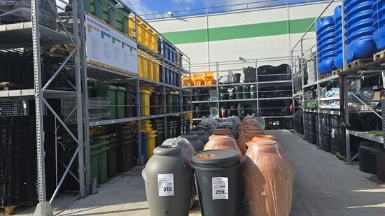 Ogród zewnętrzny w Leroy Merlin 