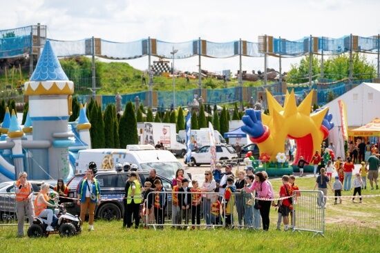 2025.05.25 - Tłumy na Wielkim Naszpikowanym Festiwalu w Fast Parku