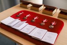 Aktorzy Teatru Dramatycznego z prestiżowymi odznaczeniami państwowymi