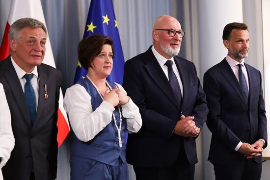 Aktorzy Teatru Dramatycznego z prestiżowymi odznaczeniami państwowymi