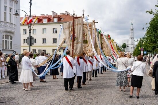 2025.06.19 - Boże Ciało. Procesja Eucharystyczna ulicami Białegostoku