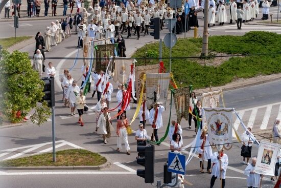 2025.06.19 - Boże Ciało. Procesja Eucharystyczna ulicami Białegostoku