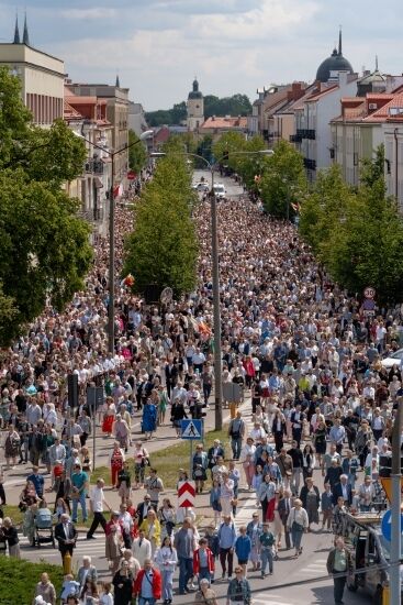2025.06.19 - Boże Ciało. Procesja Eucharystyczna ulicami Białegostoku