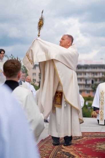 2025.06.19 - Boże Ciało. Procesja Eucharystyczna ulicami Białegostoku