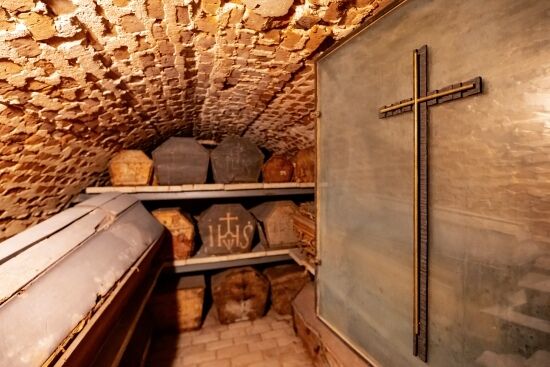 2025.08.02 - Krypty, podziemia i wnętrze Kościoła Farnego w Białymstoku