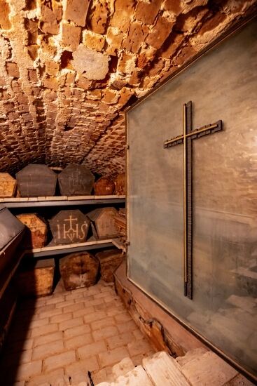 2025.08.02 - Krypty, podziemia i wnętrze Kościoła Farnego w Białymstoku