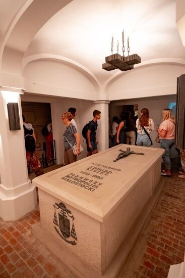 2025.08.02 - Krypty, podziemia i wnętrze Kościoła Farnego w Białymstoku