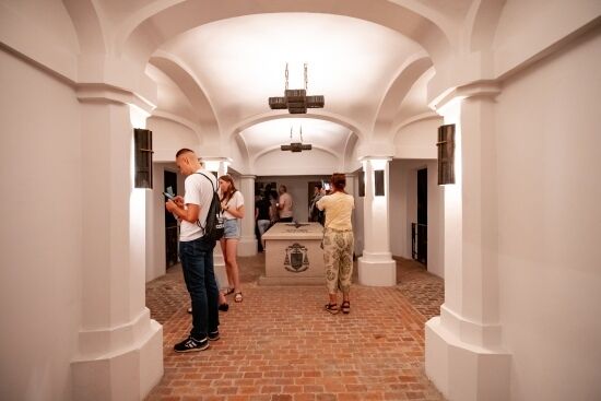 2025.08.02 - Krypty, podziemia i wnętrze Kościoła Farnego w Białymstoku