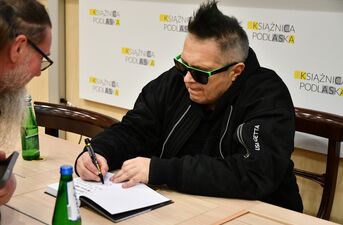 Festiwal Literacki "Autorzy I Książki" - Edycja IX - Ach! Rodzina!