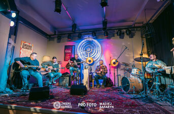 Drobna Zmiana Festival: Runy + NOSaY