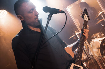 Drobna Zmiana Festival: Distant Look