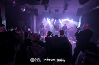 Drobna Zmiana Festival: Distant Look