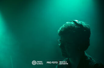 Drobna Zmiana Festival: Distant Look